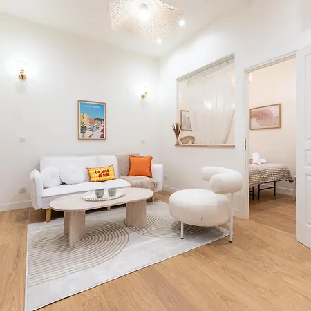 Apartamento True Nice-style, Quiet 2-room Apartment, Old Niza